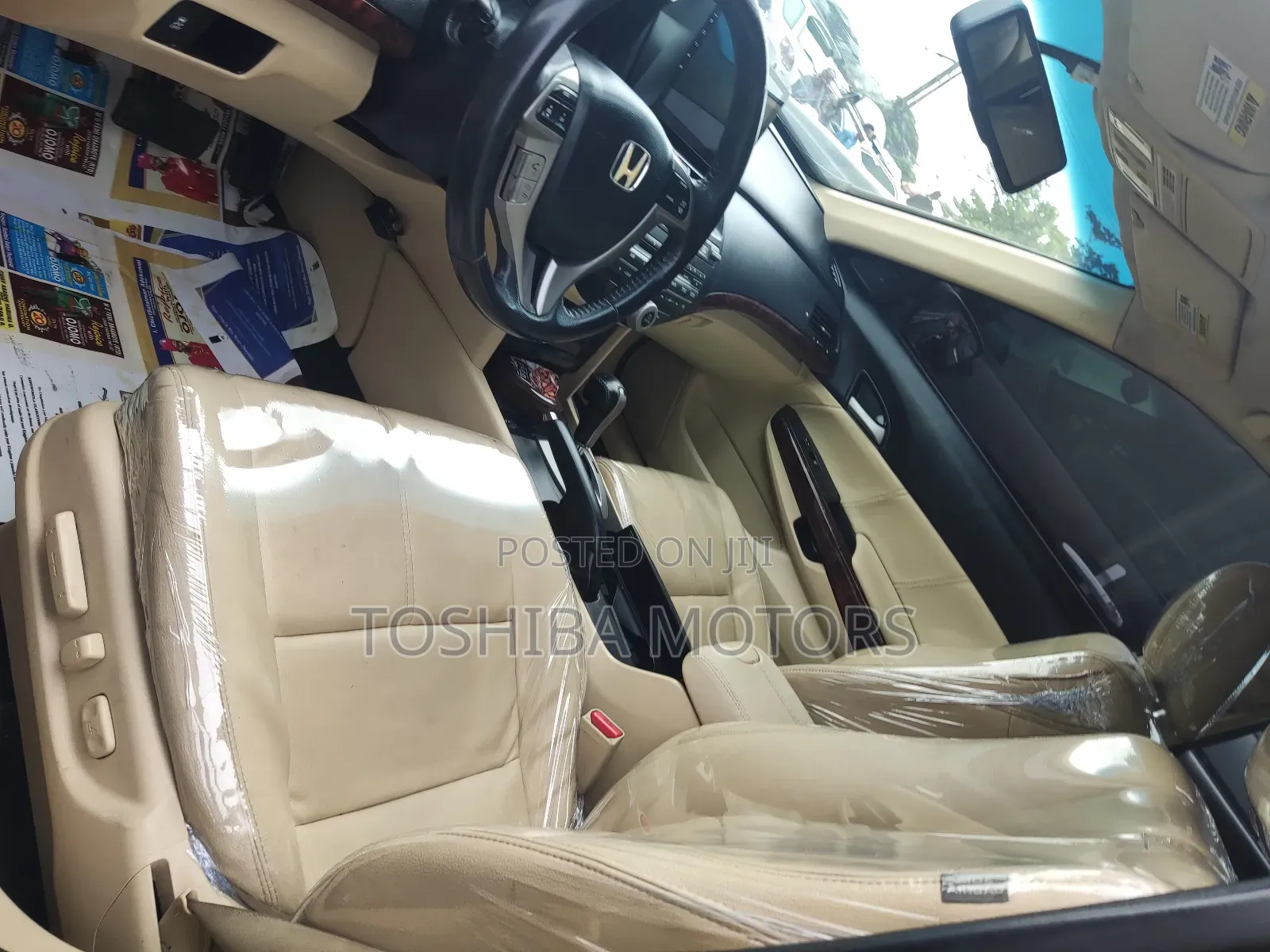 Honda Crosstour 2012 Red