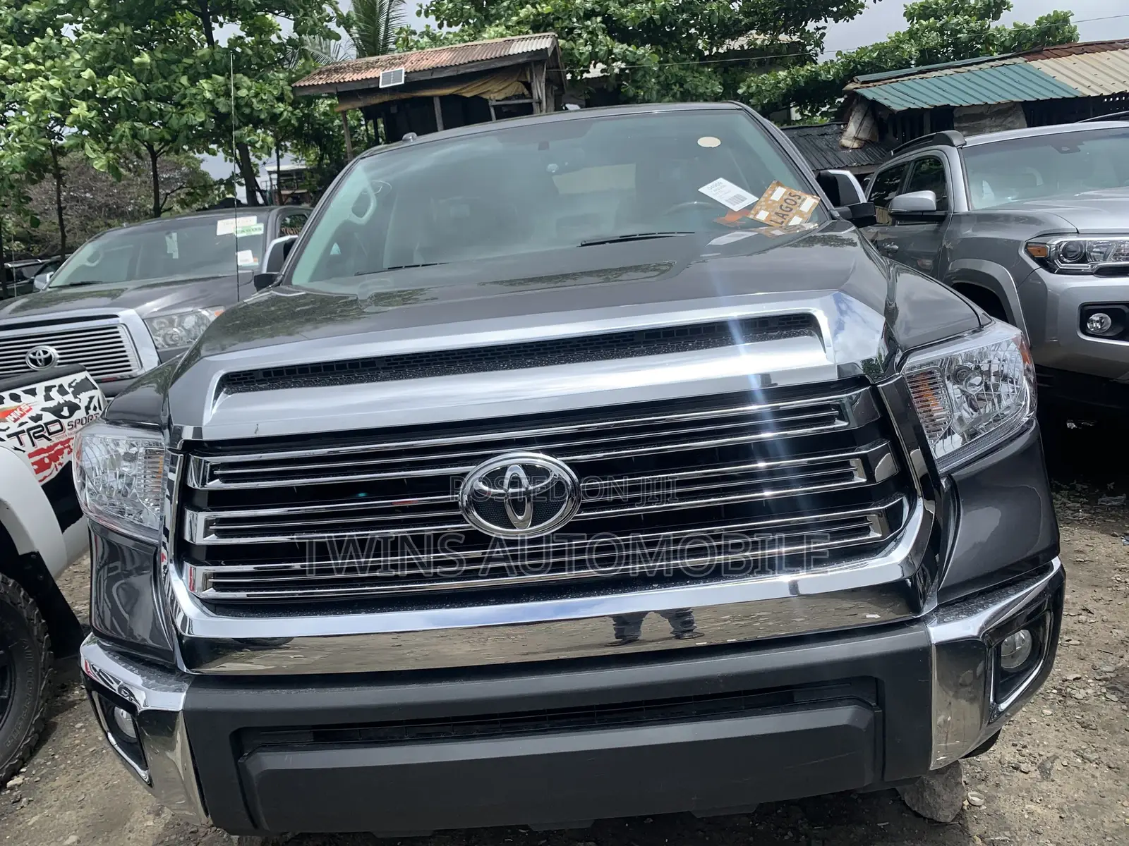 Toyota Tundra 2017 Gray
