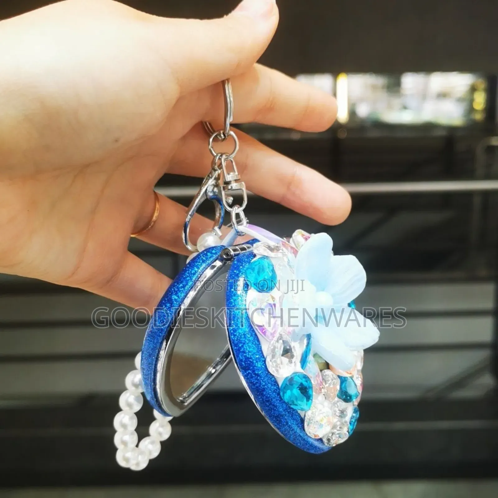 2in 1 Key Chain/ Key Holder With Mirror