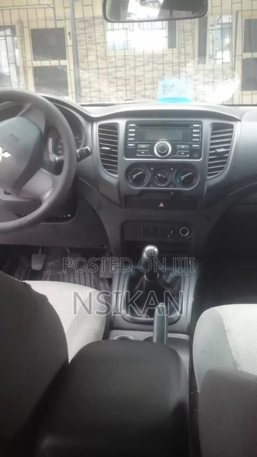 Mitsubishi L200 2019 White