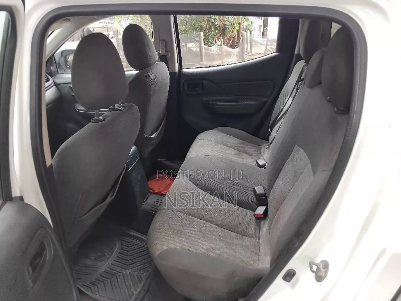 Mitsubishi L200 2019 White