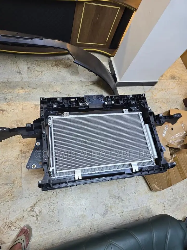 Complete Front Cut Radiator and Condenser 2024 Honda CRV