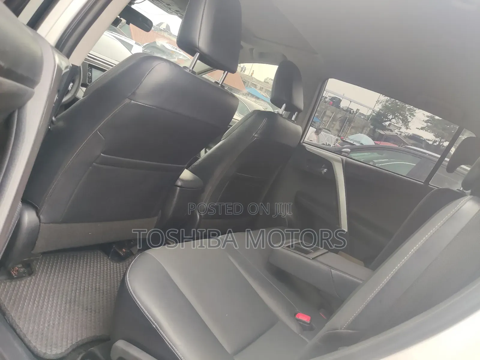 Toyota RAV4 2015 White