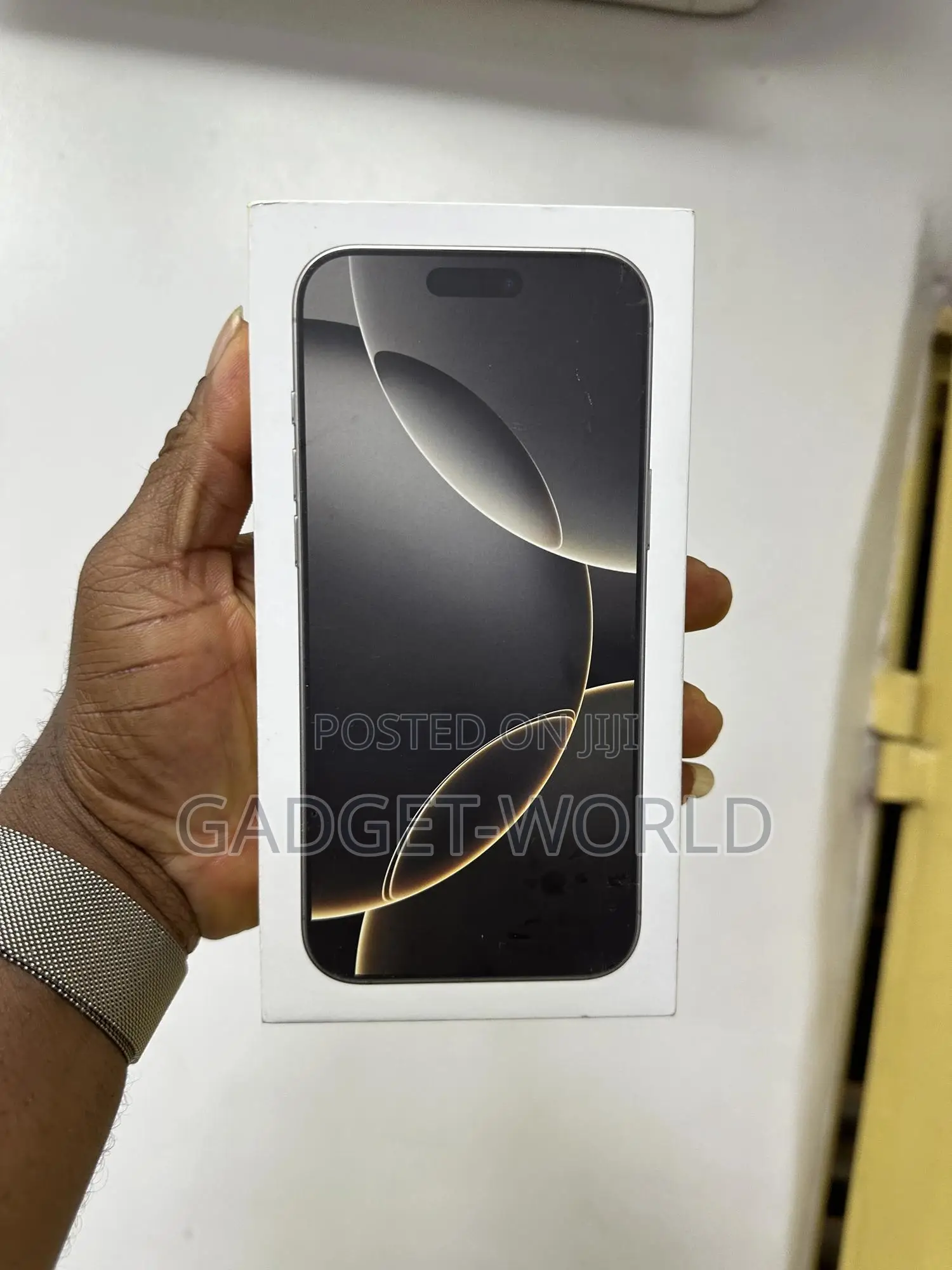 New Apple iPhone 16 Pro Max 256 GB Gray