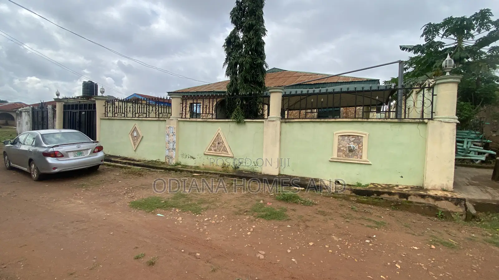 6bdrm Bungalow in Muslim,Off for sale