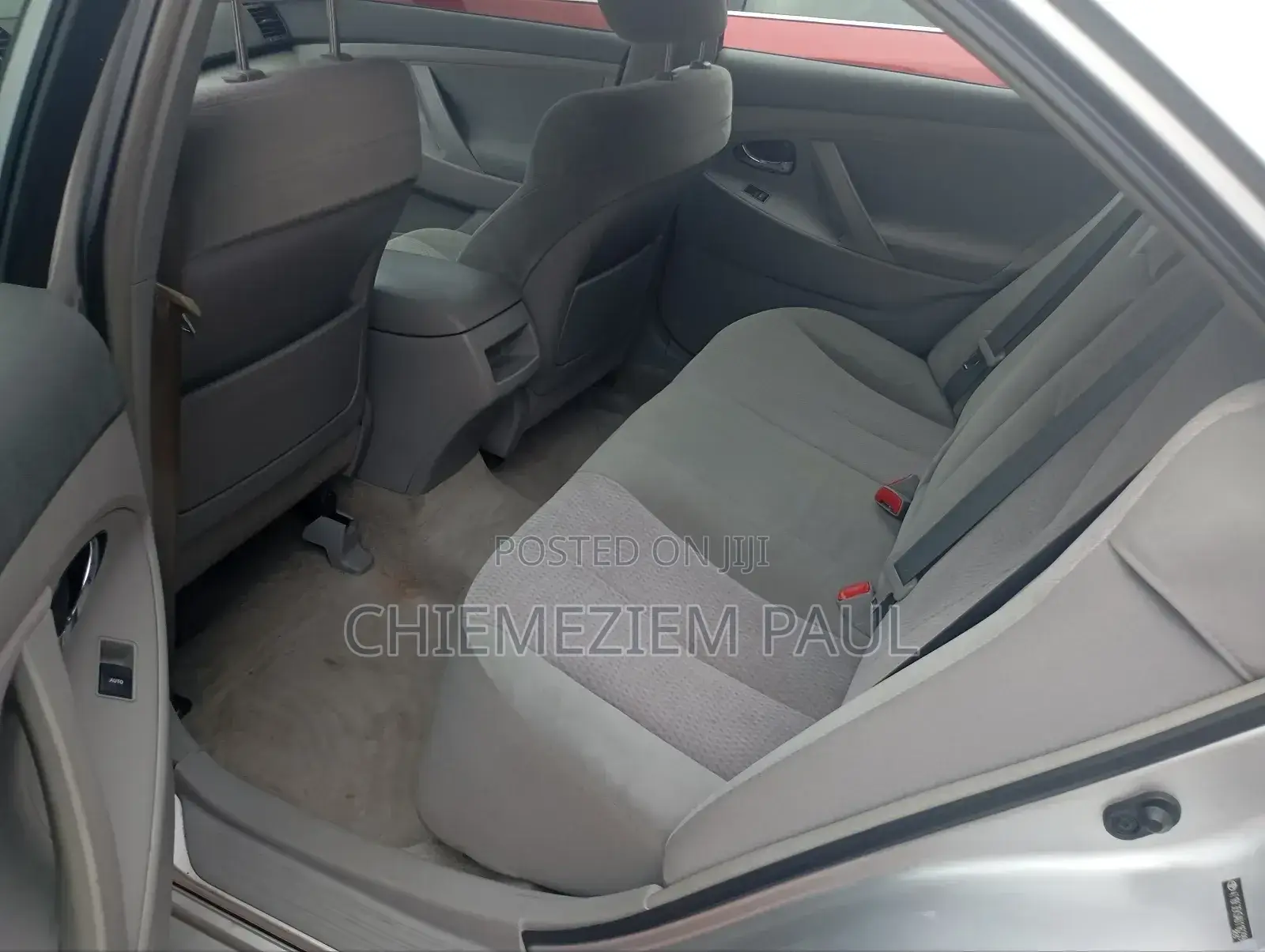 Toyota Camry LE 4dr Sedan (2.5L 4cyl 6AM) 2010 Silver