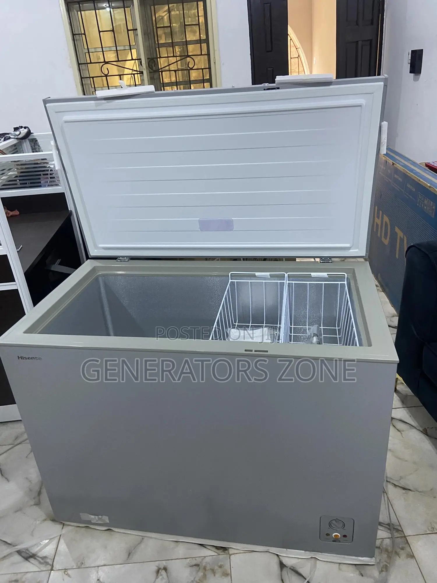300L Hisense 44KG Fast Freezing and Retention Chest Freezer