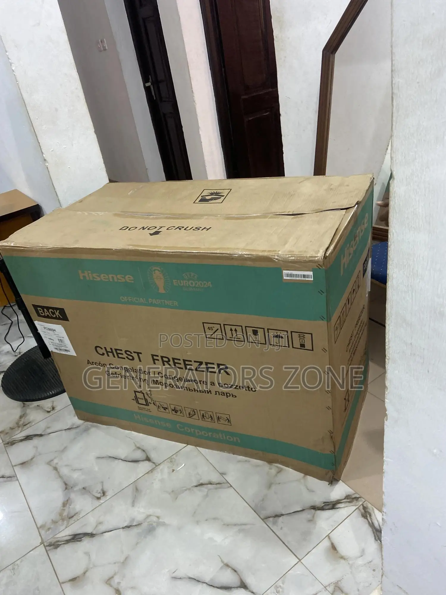44KG Hisense 300liters Chest Freezer Silver(FRZ FC 390 SH)