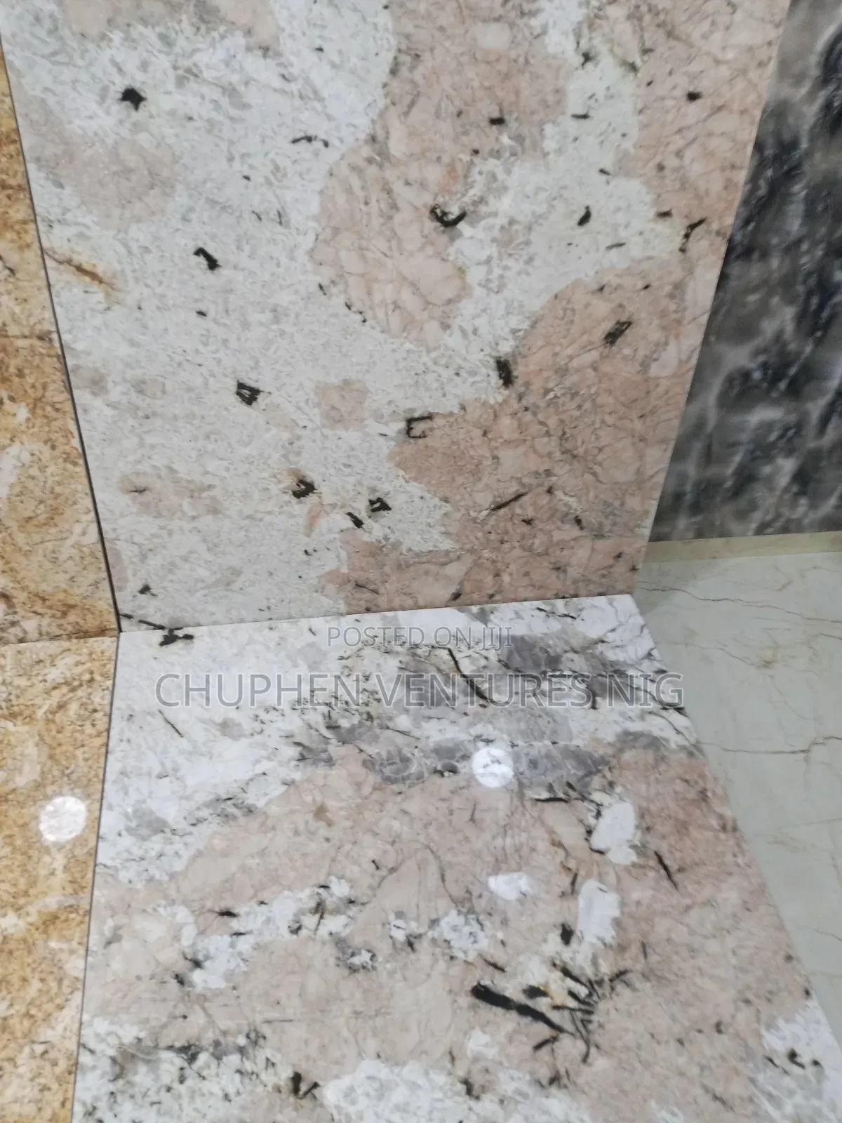 20mm Tick Granite Floor Tiles for Hotels and Royal Castles.