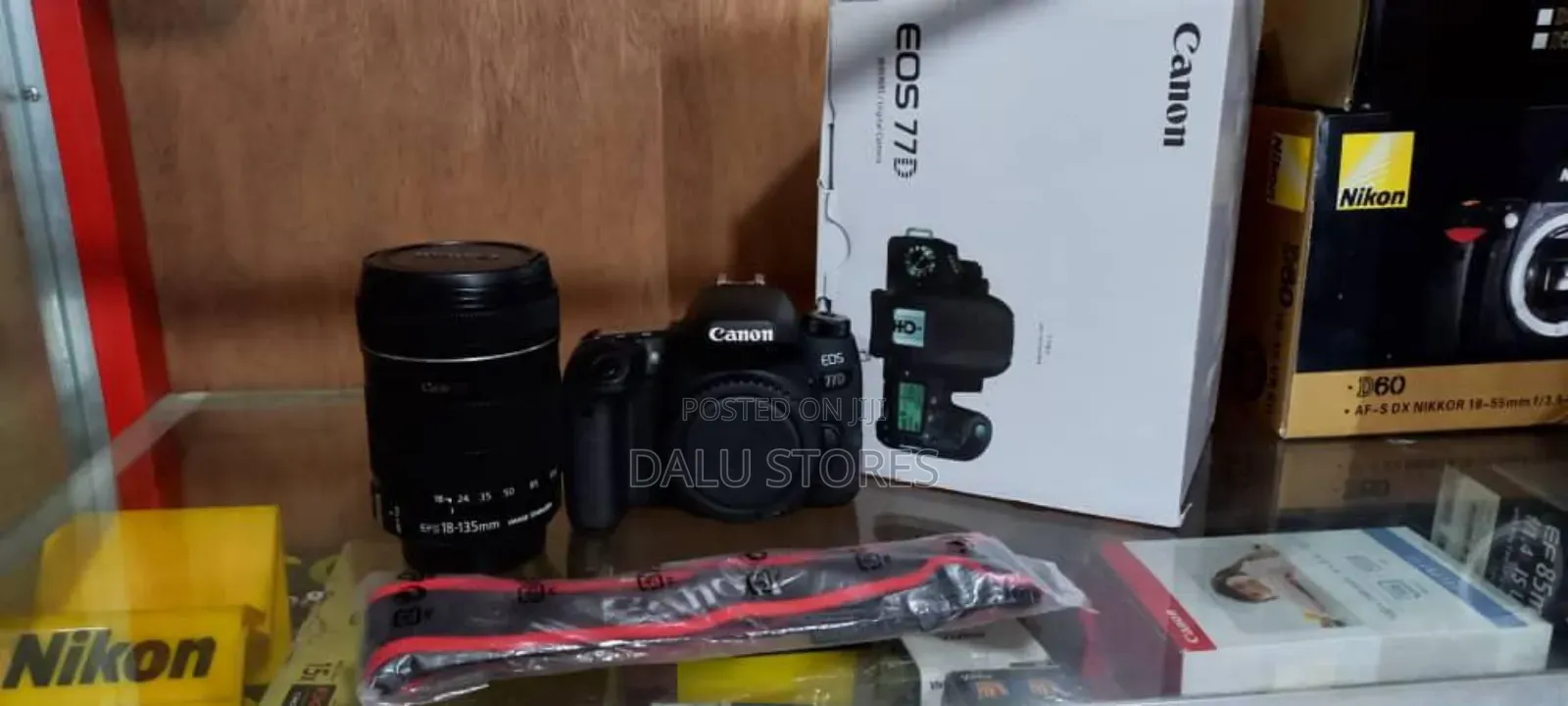 Canon Eos 77d Dslr Camera