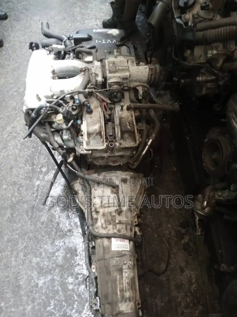 Lexus IS300 Engine 2JZ
