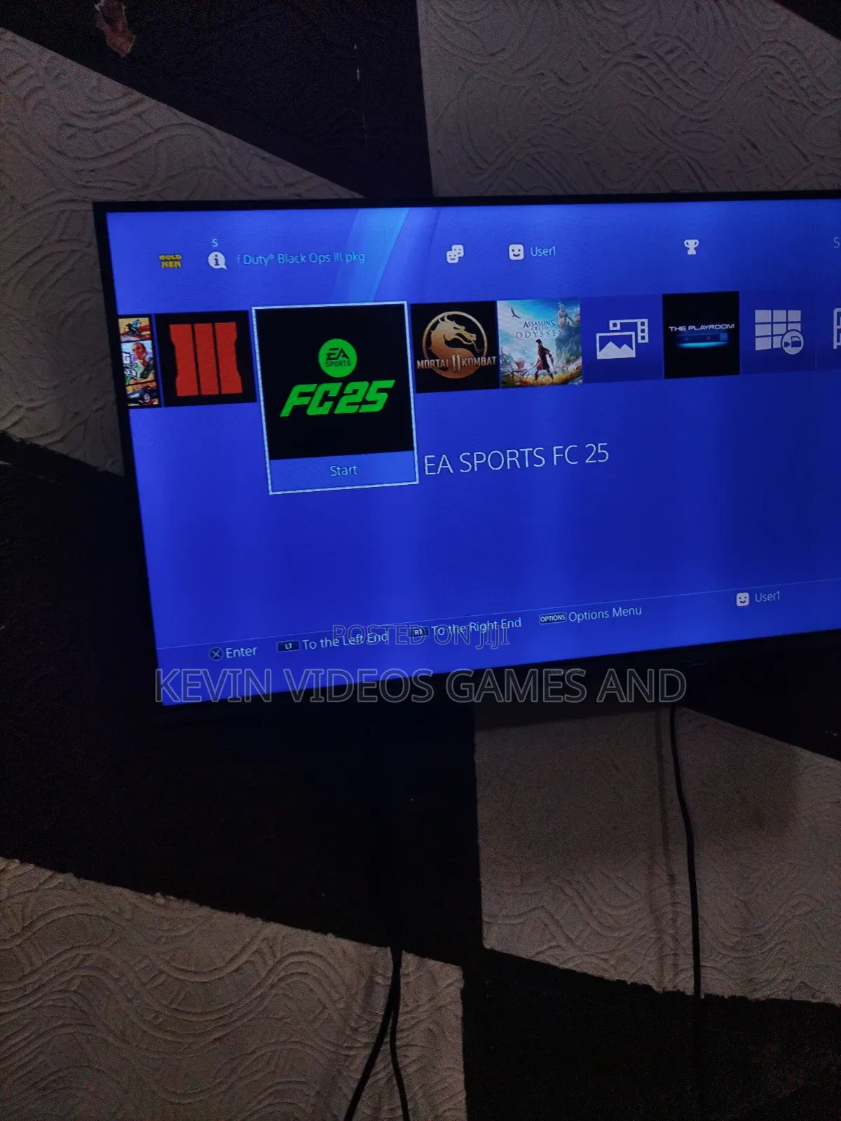 Hacked Ps4+Two Pads+10 Games