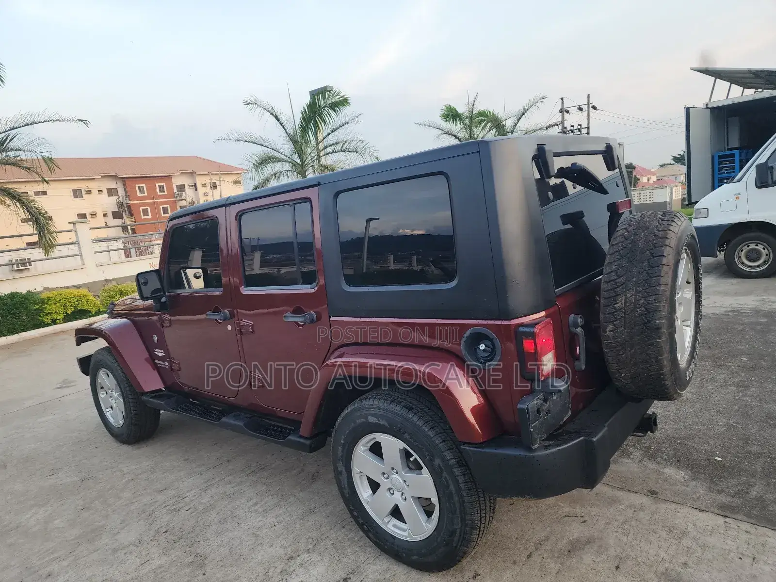Jeep Wrangler 3.8 Sahara 4x4 2009 Burgundy