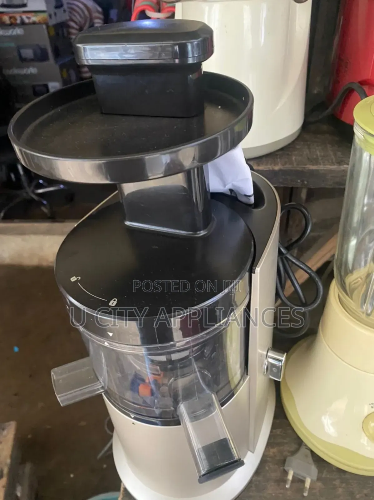 Hurom Commerical Slow Juicer
