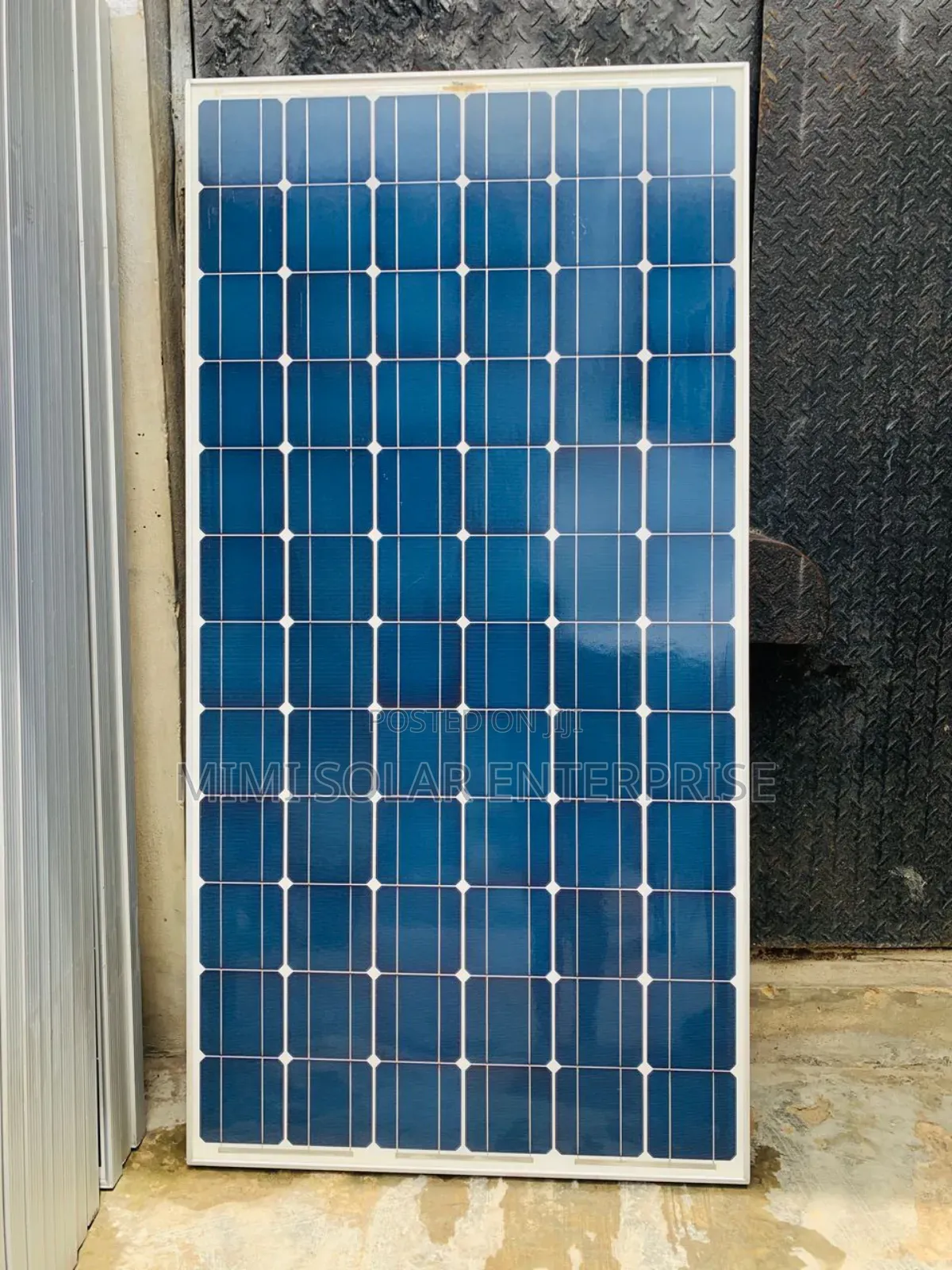 300 Watts Canadian Panel