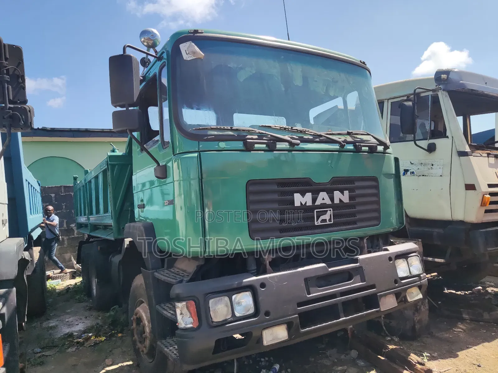 Man DIESEL 10 Tyres With Auxiliary