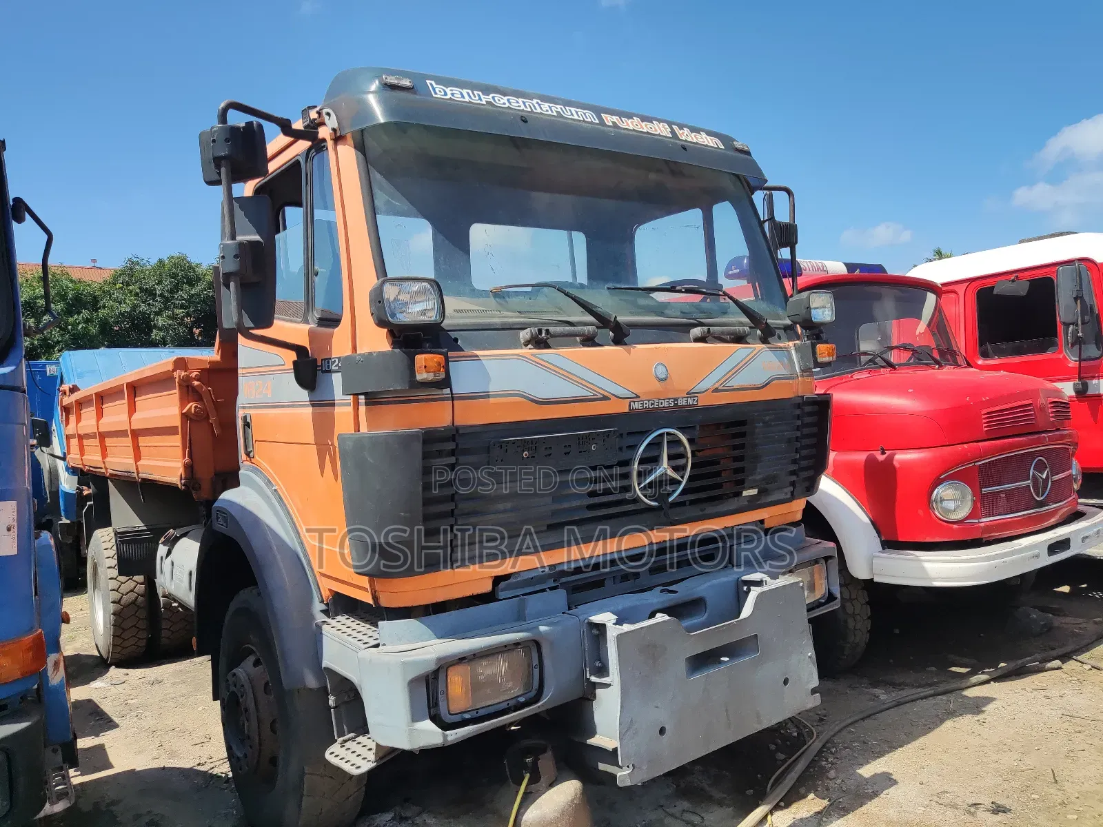 Mercedes Benz 1820 Dump Truck
