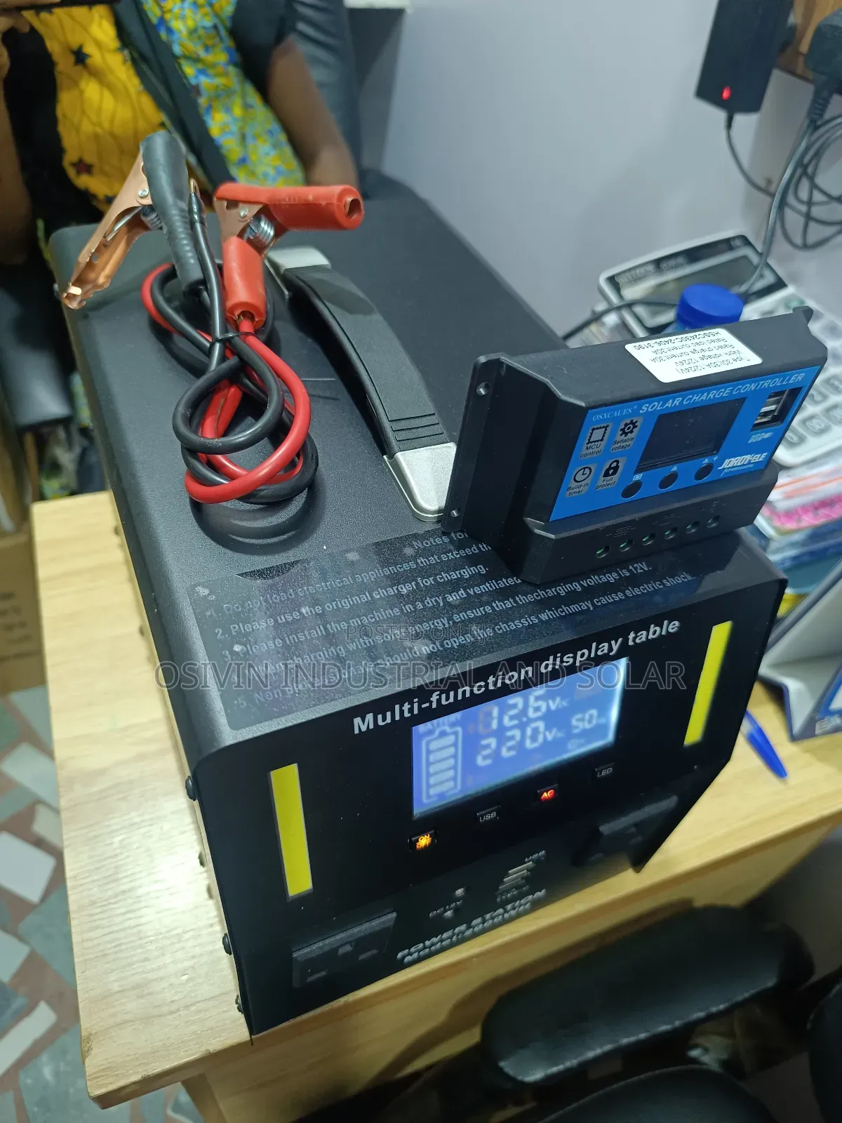 Jordy Ele 2000w Solar Generator With 200w Solar Panels 2pics