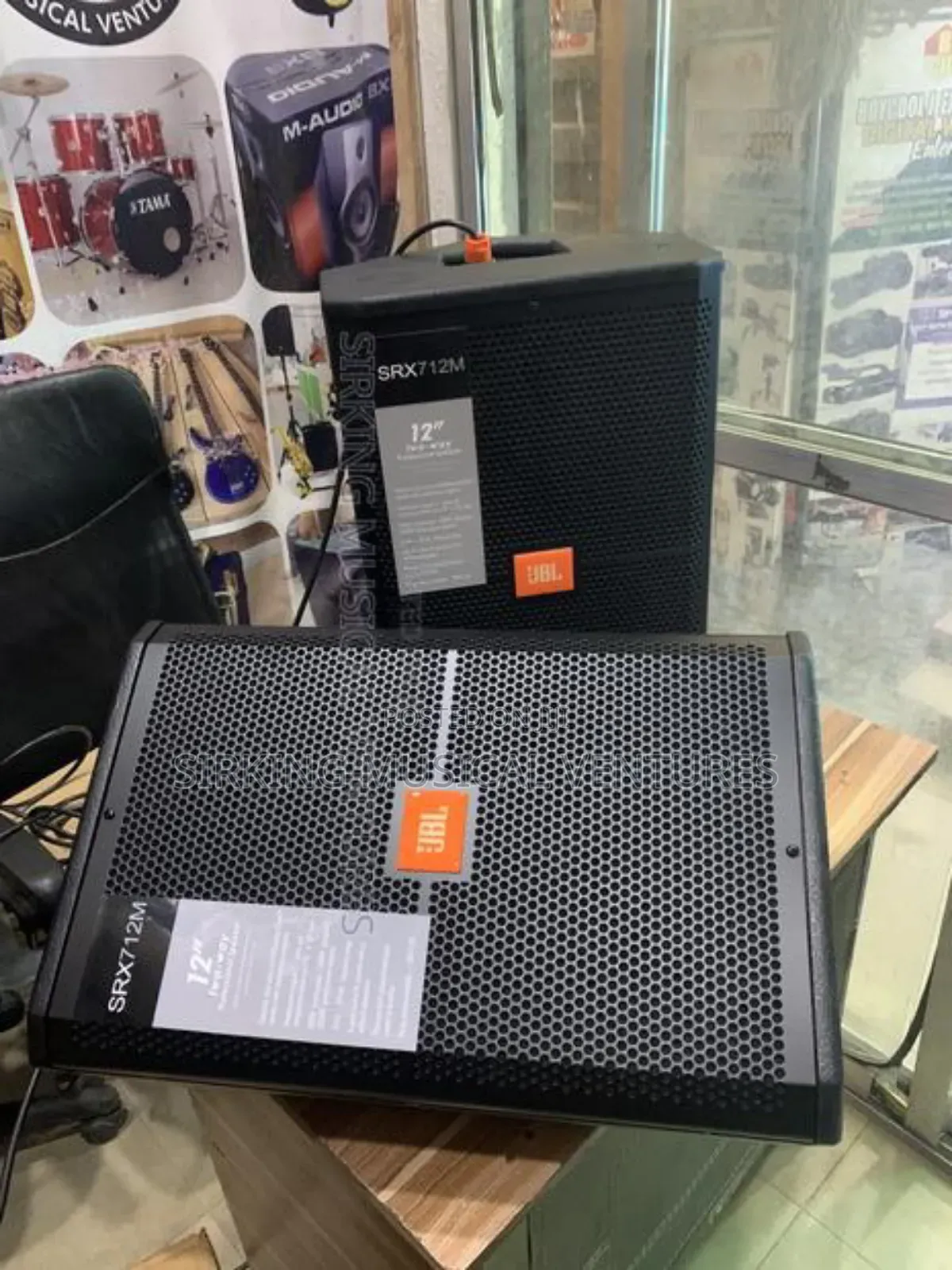 JBL Acoustic Hanging Monitor Speaker Srx712m 12inches