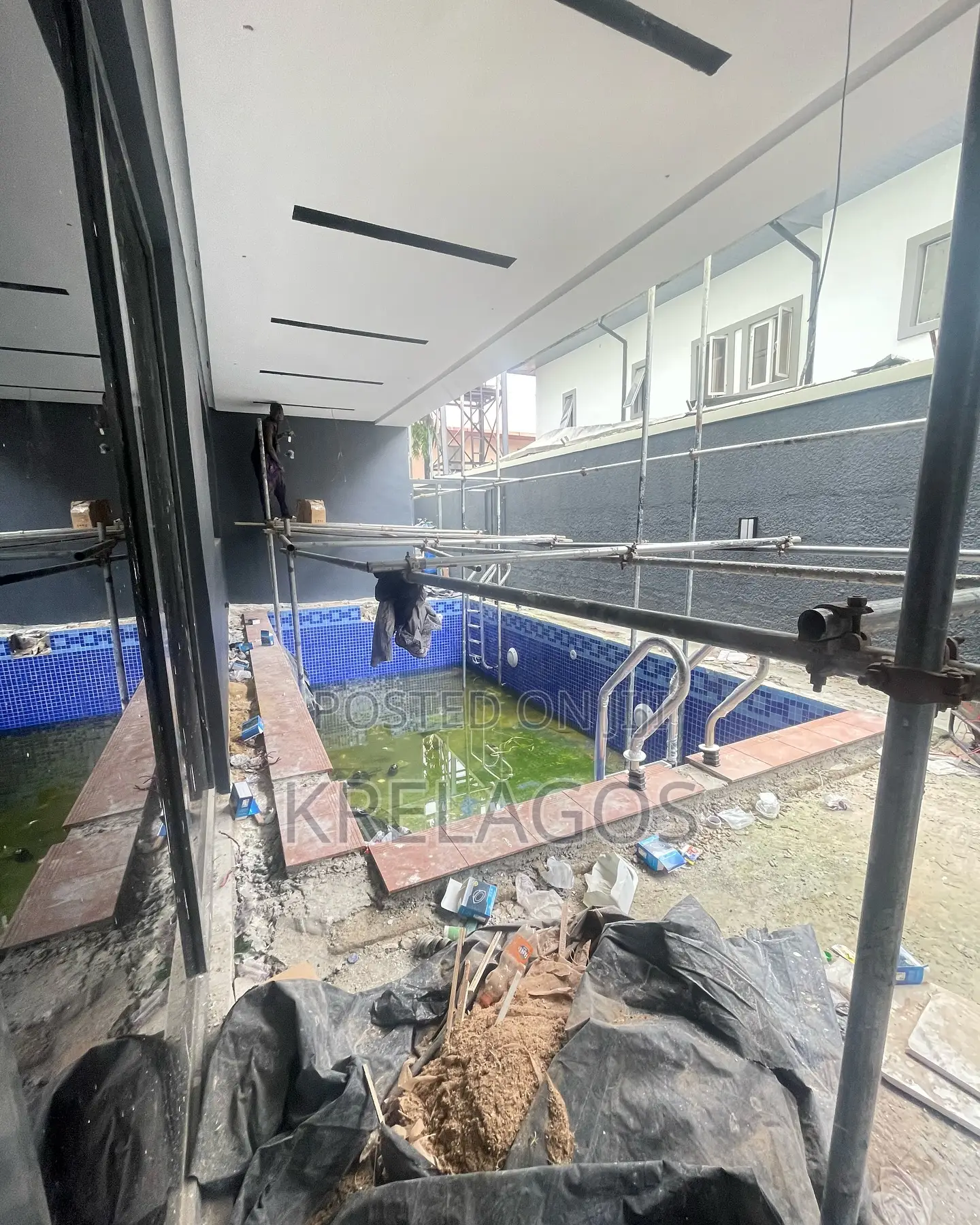 5bdrm Duplex in Lekki Phase 1 for sale