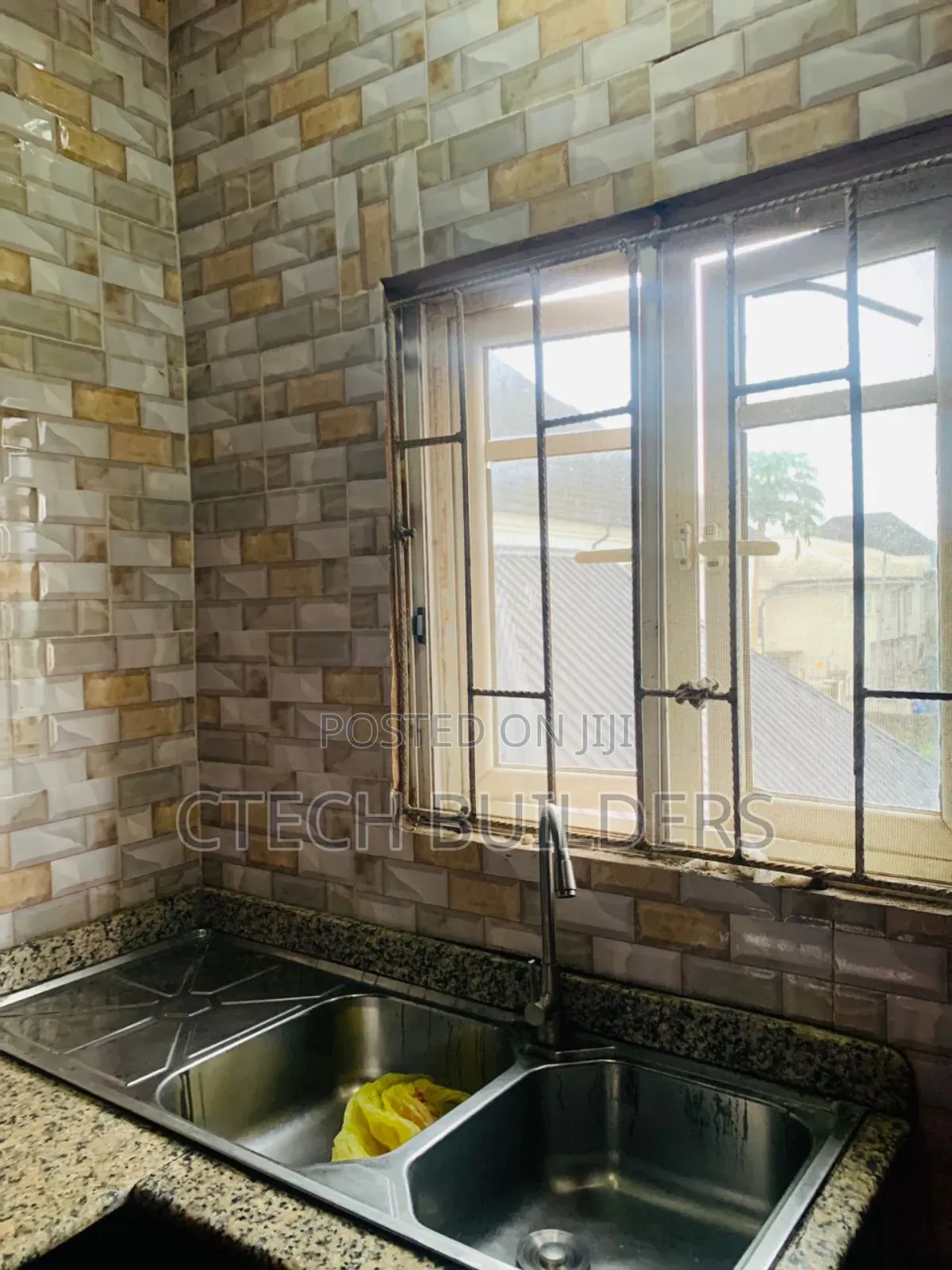 Outstanding 3bedroom to Let