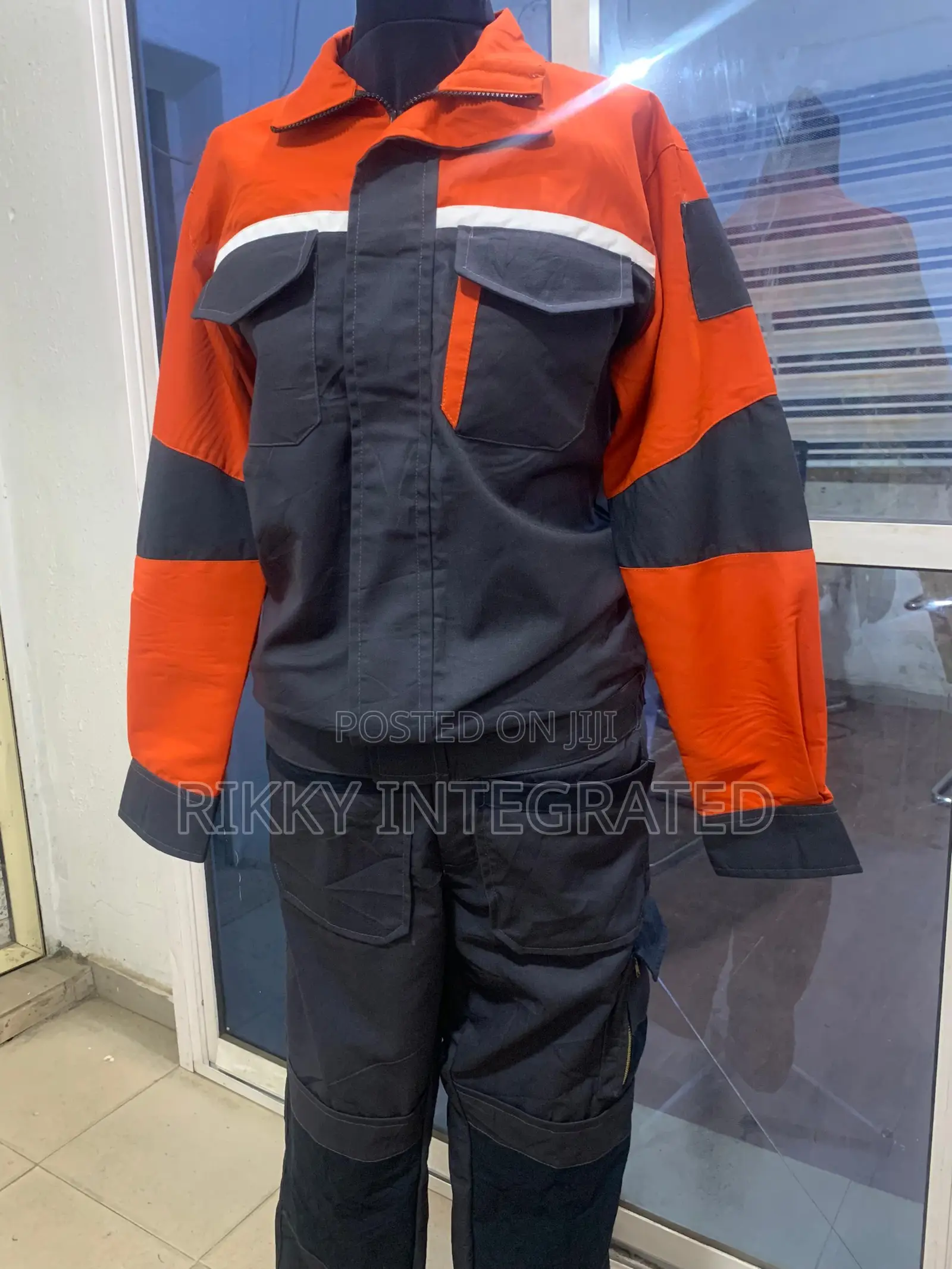 Comfortable Security Uniform for Your Team.Available in Bulk