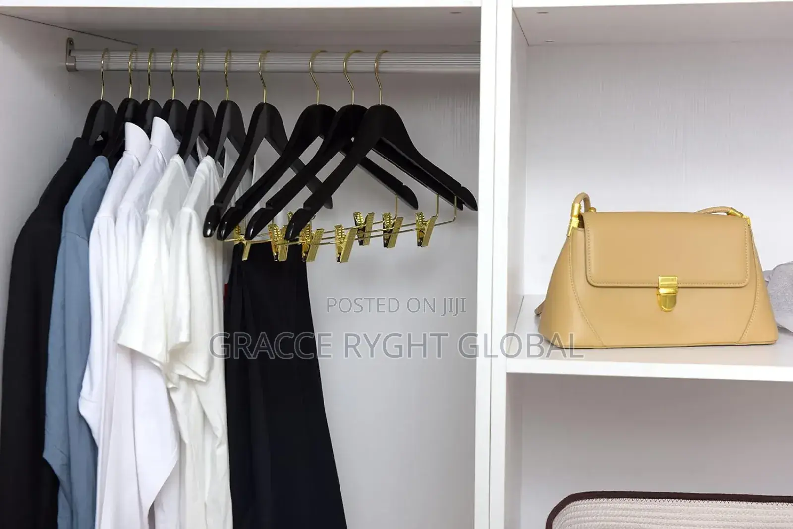 Wooden Hanger With Gold Clip