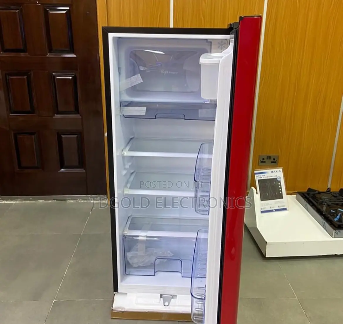 Hisense 176L Single Door Refrigerator With Water Dispenser