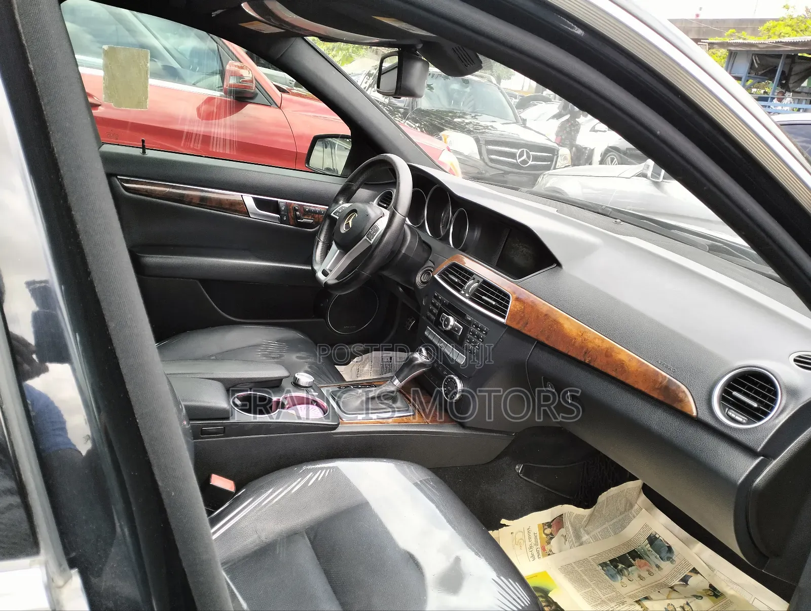 Mercedes-Benz C300 2014 Black