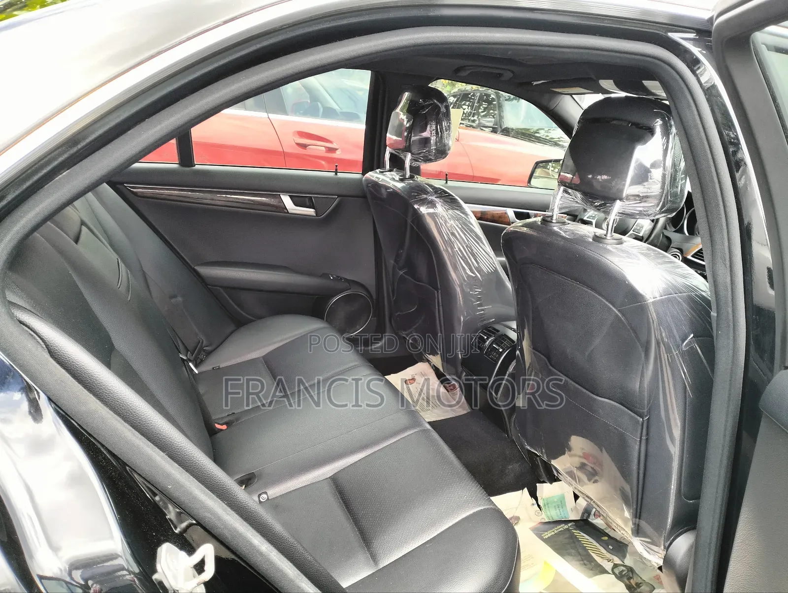 Mercedes-Benz C300 2014 Black