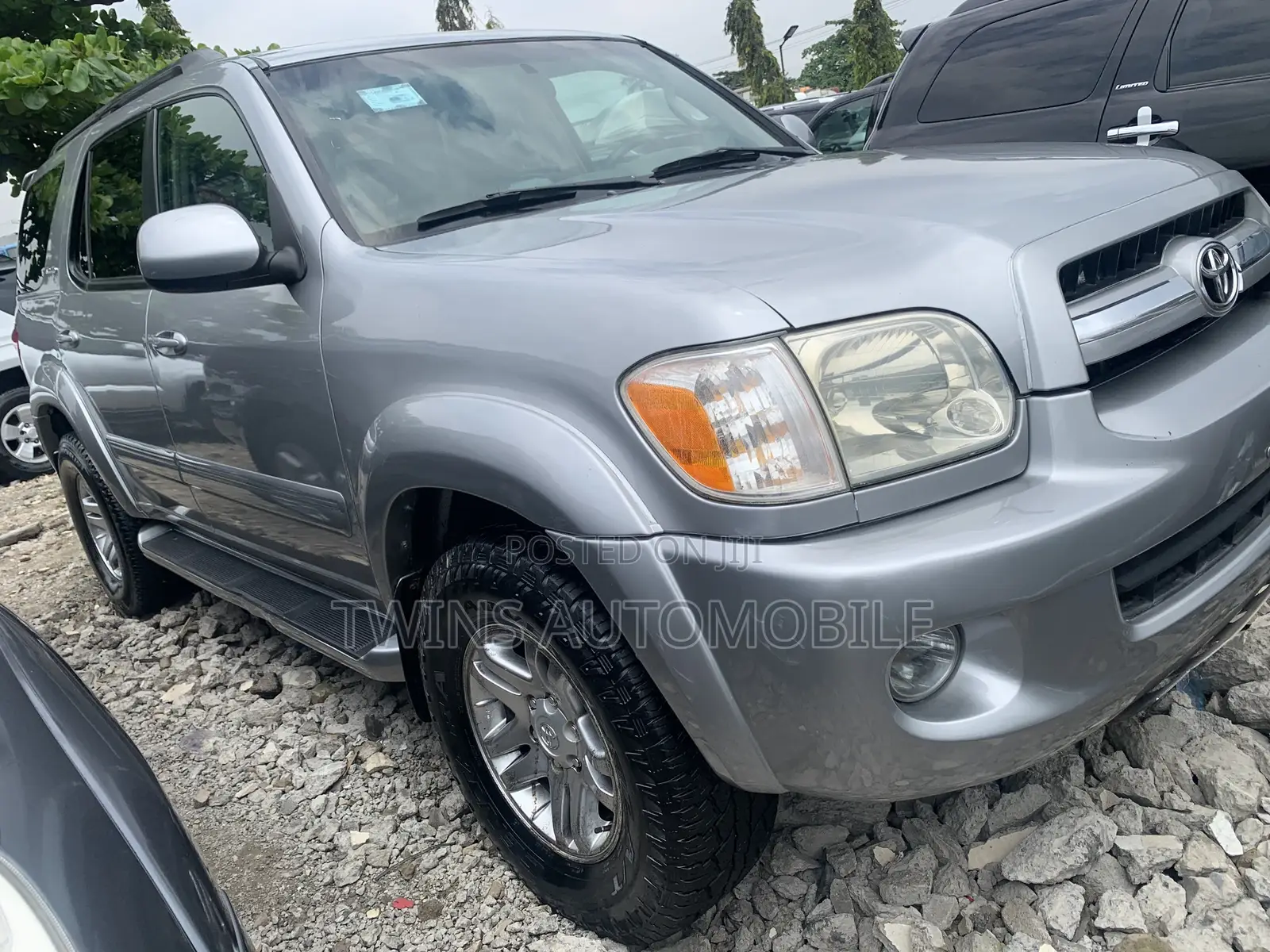 Toyota Sequoia 2006 Silver
