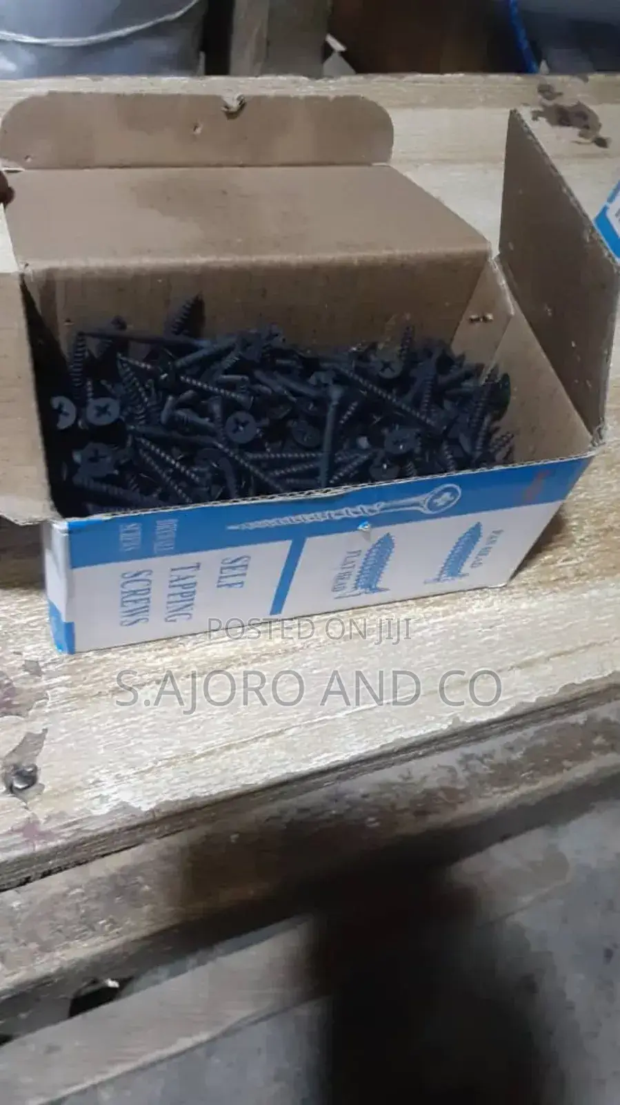 Drywall Black Screw All Sizes Available ( 2 Inches, 1 1⁄4 Inches )