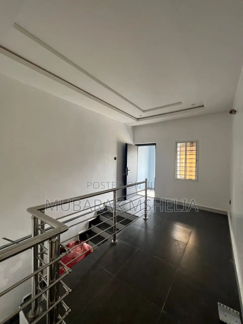 4bdrm Duplex in Idu Industrial for sale
