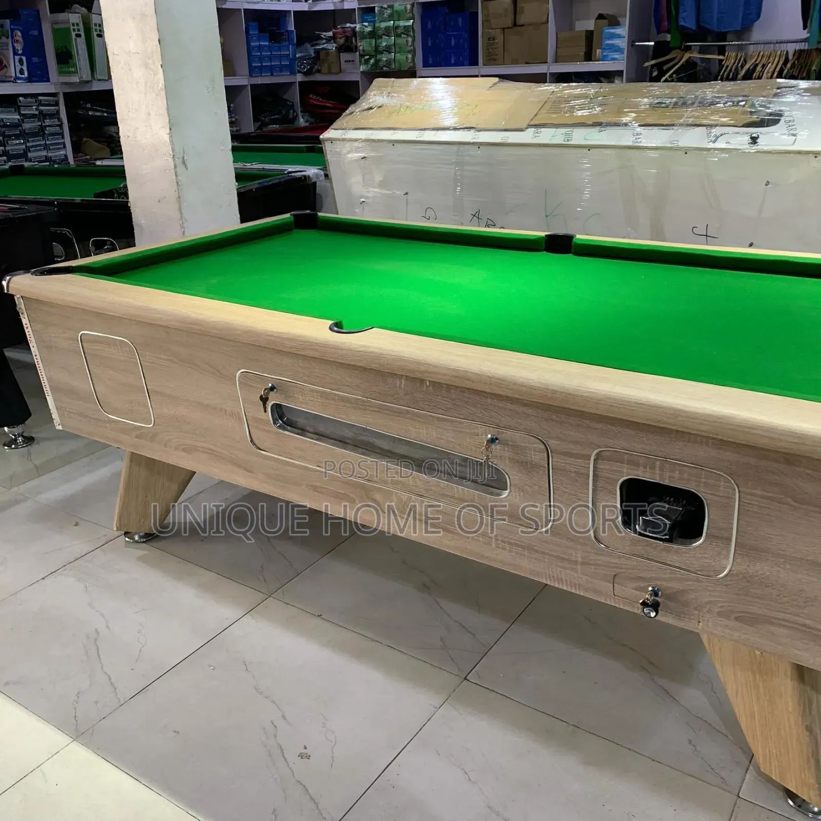 Marble And Coin Snooker Board