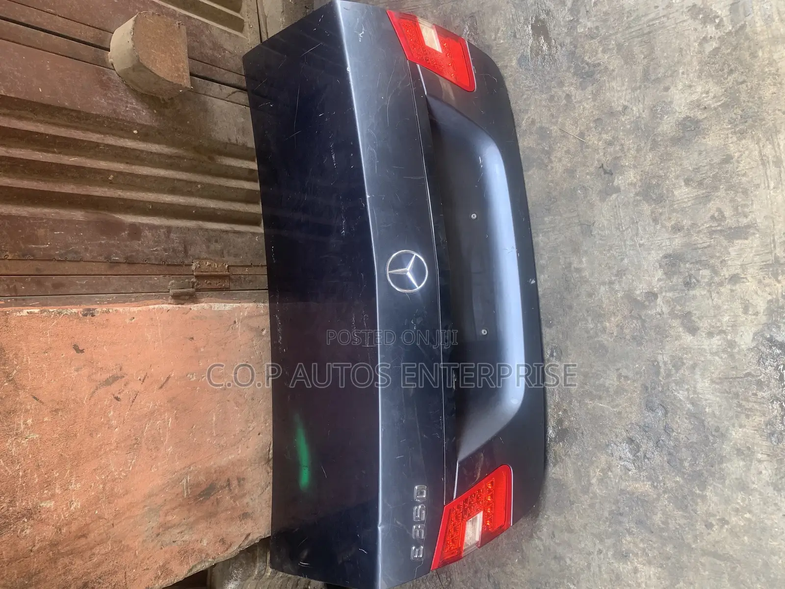 Back Boot With Light for Mercedes Benz E350 (W211) 2010-2014