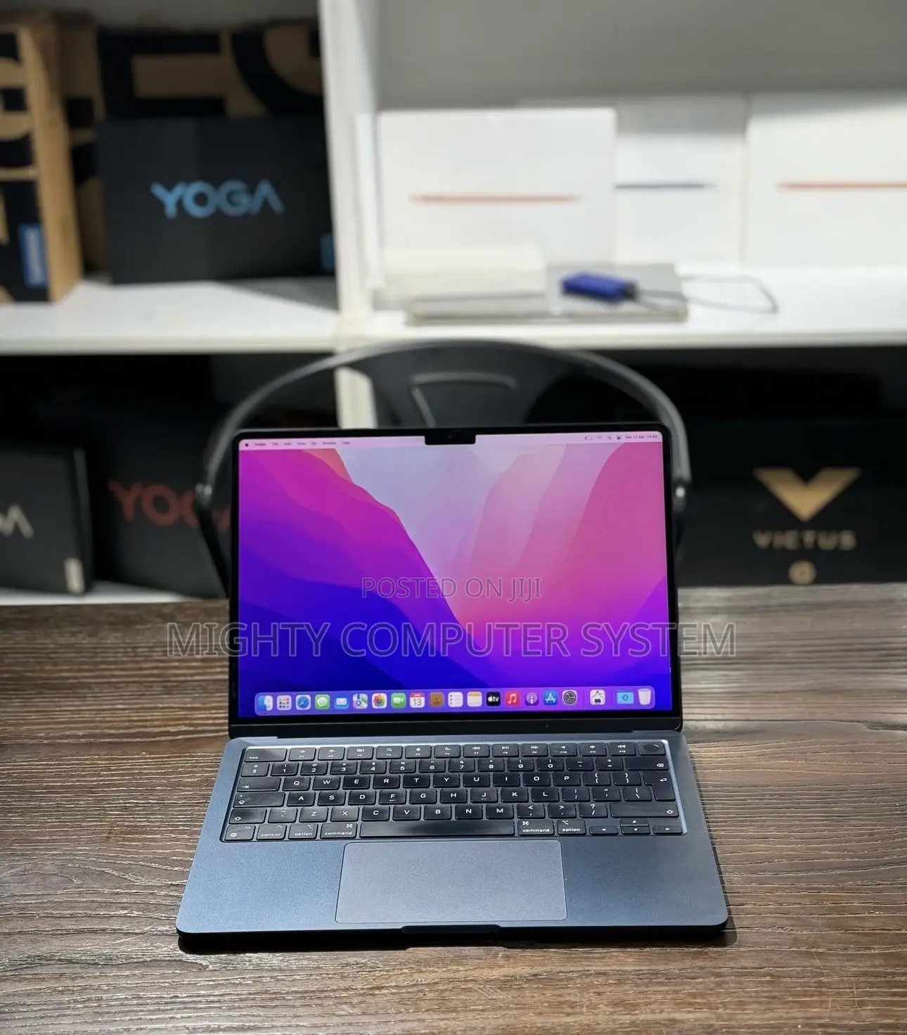 Laptop Apple MacBook Air 2022 M2 8GB Apple M2 SSD 256GB