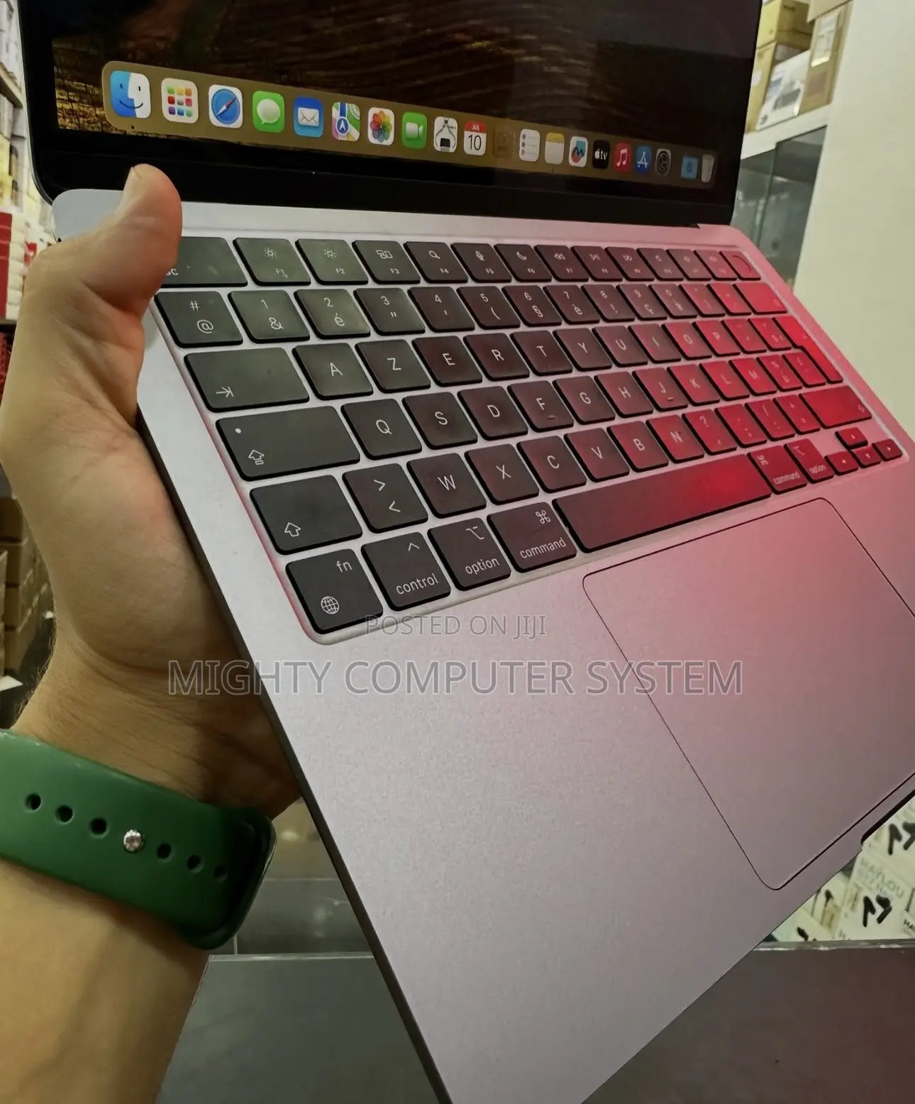 Laptop Apple MacBook Air 2022 M2 8GB Apple M2 SSD 512GB