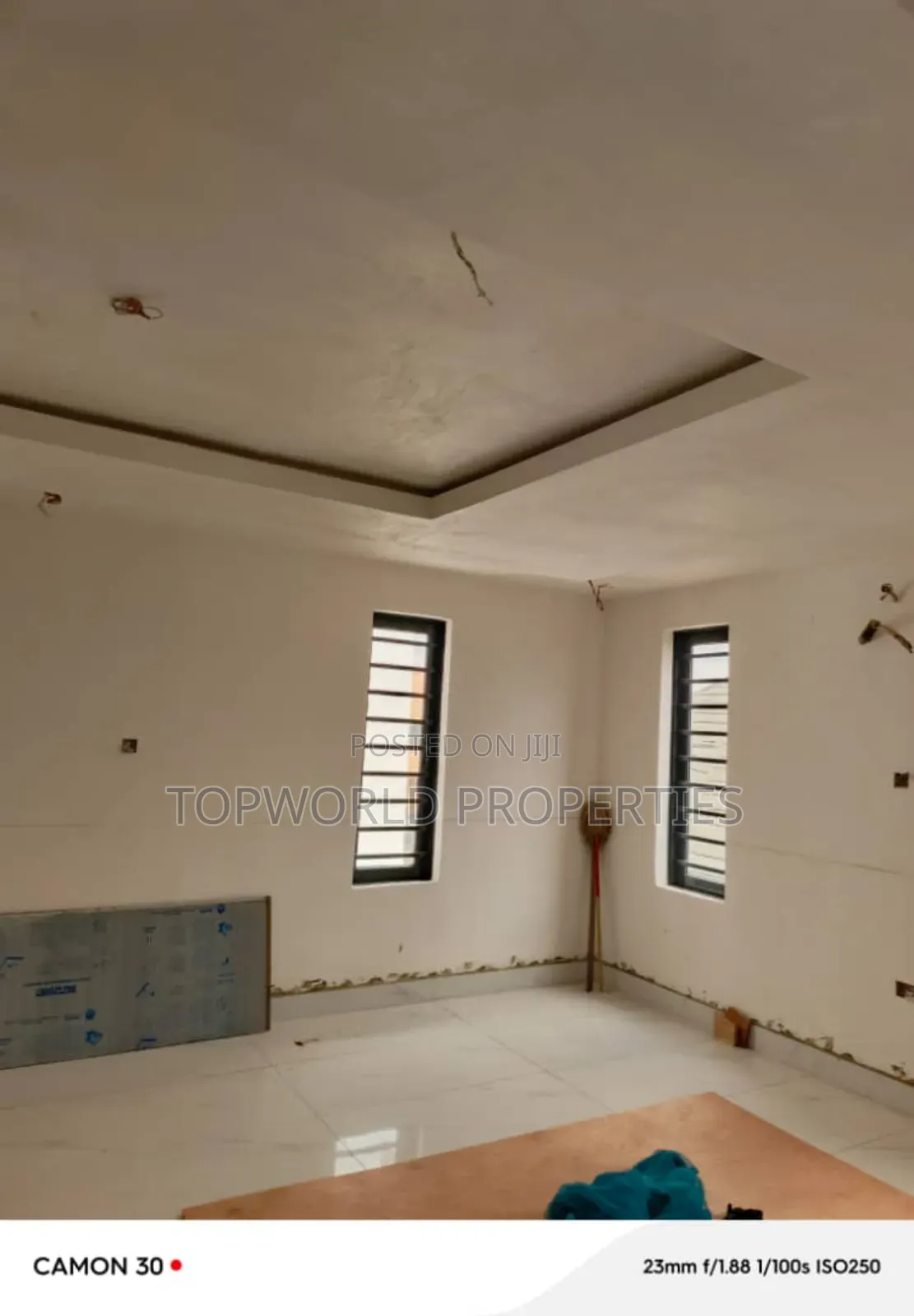 5bdrm Duplex in Magodo Gra Phase 1 for sale