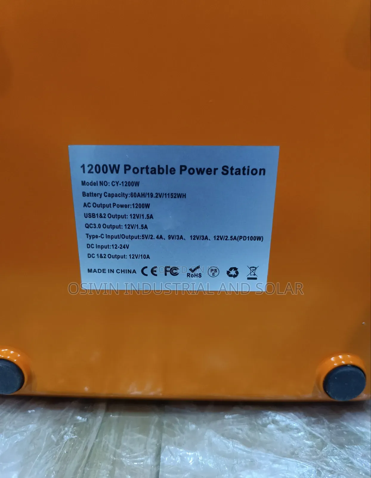 1200w Solar Generator With 50w Solar Panels 3pics