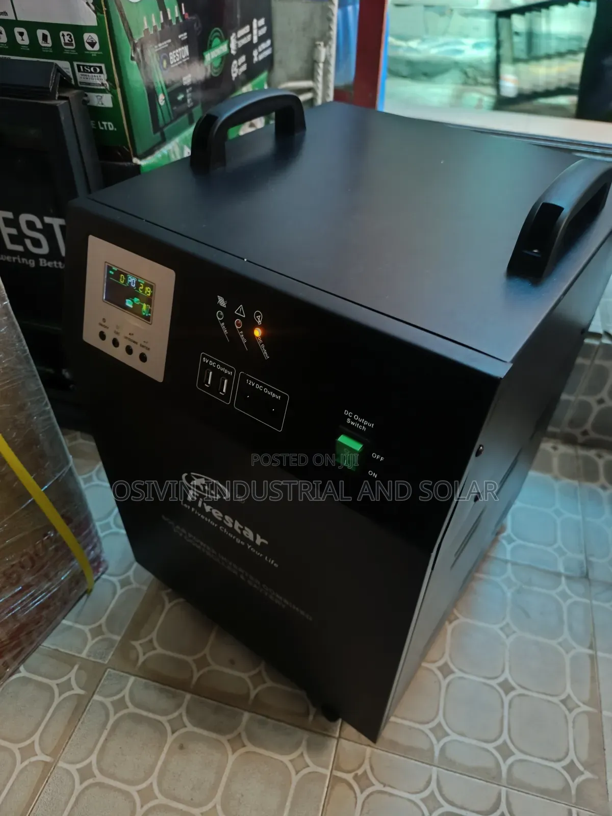2000w Solar Generator With 2pics of 300w Solar Panels