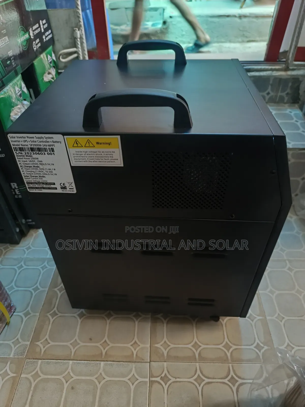 2000w Solar Generator With 2pics of 300w Solar Panels