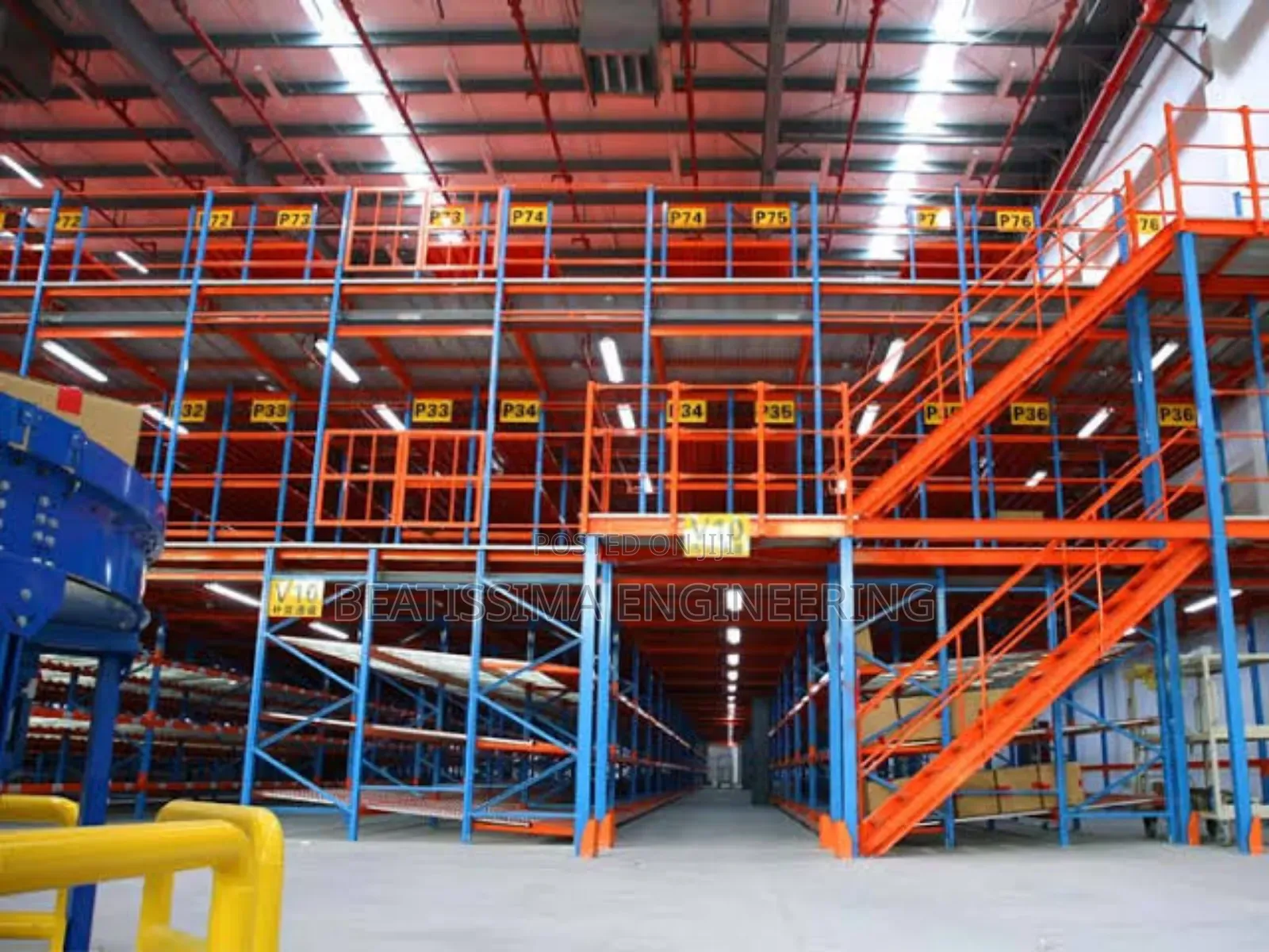 Warehouse Storage Rack With Conveyor and Stairs