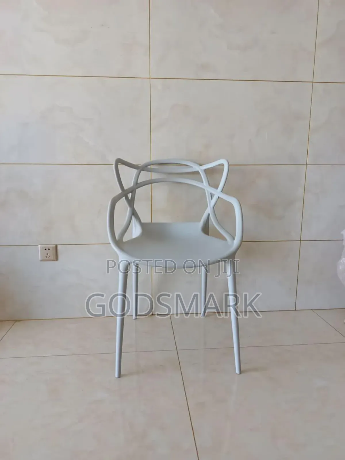 Eleganza Plastic White Chair for Restaurant and Hotels.
