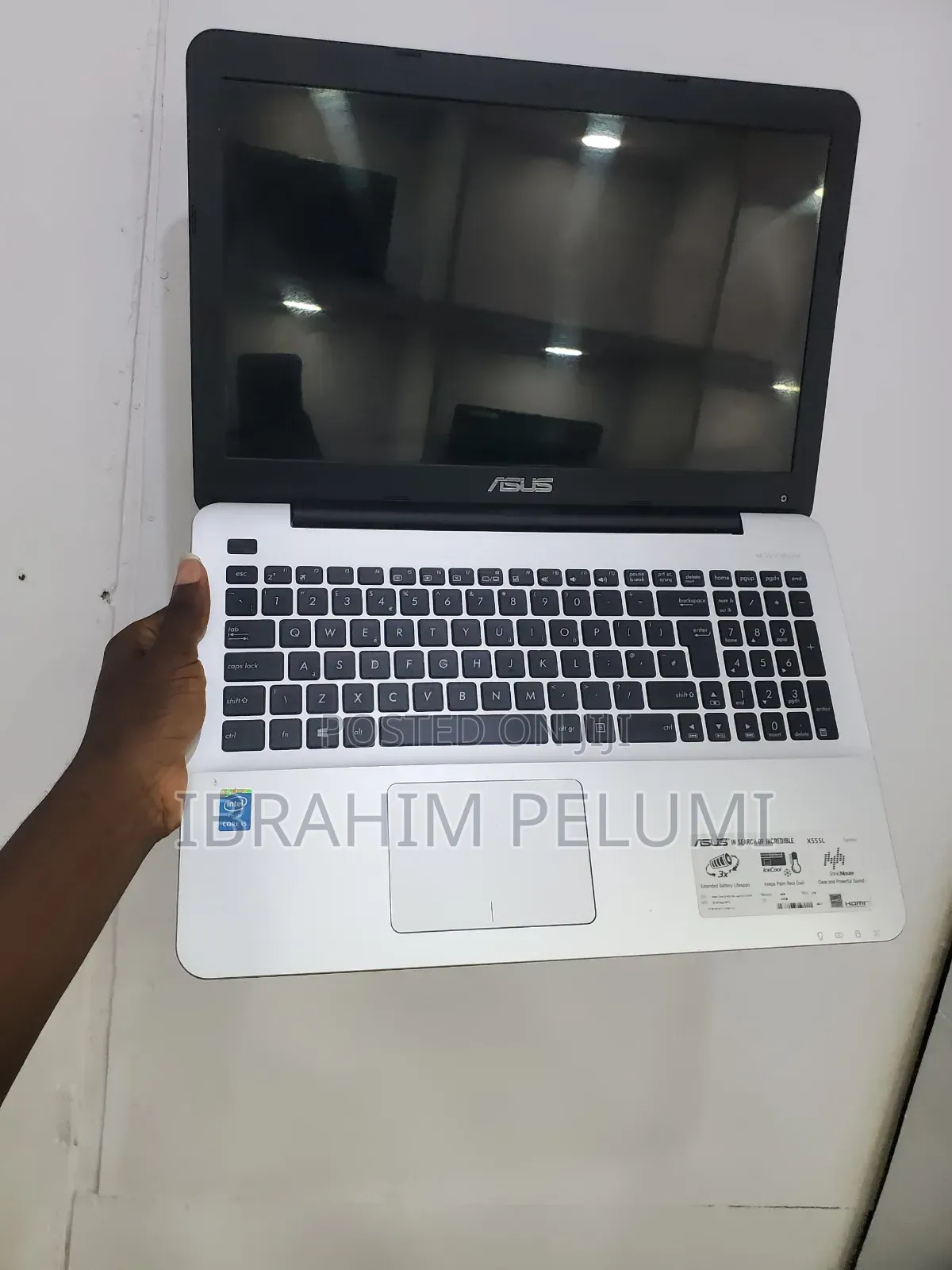 Laptop Asus X555LA 8GB Intel Core I5 HDD 500GB