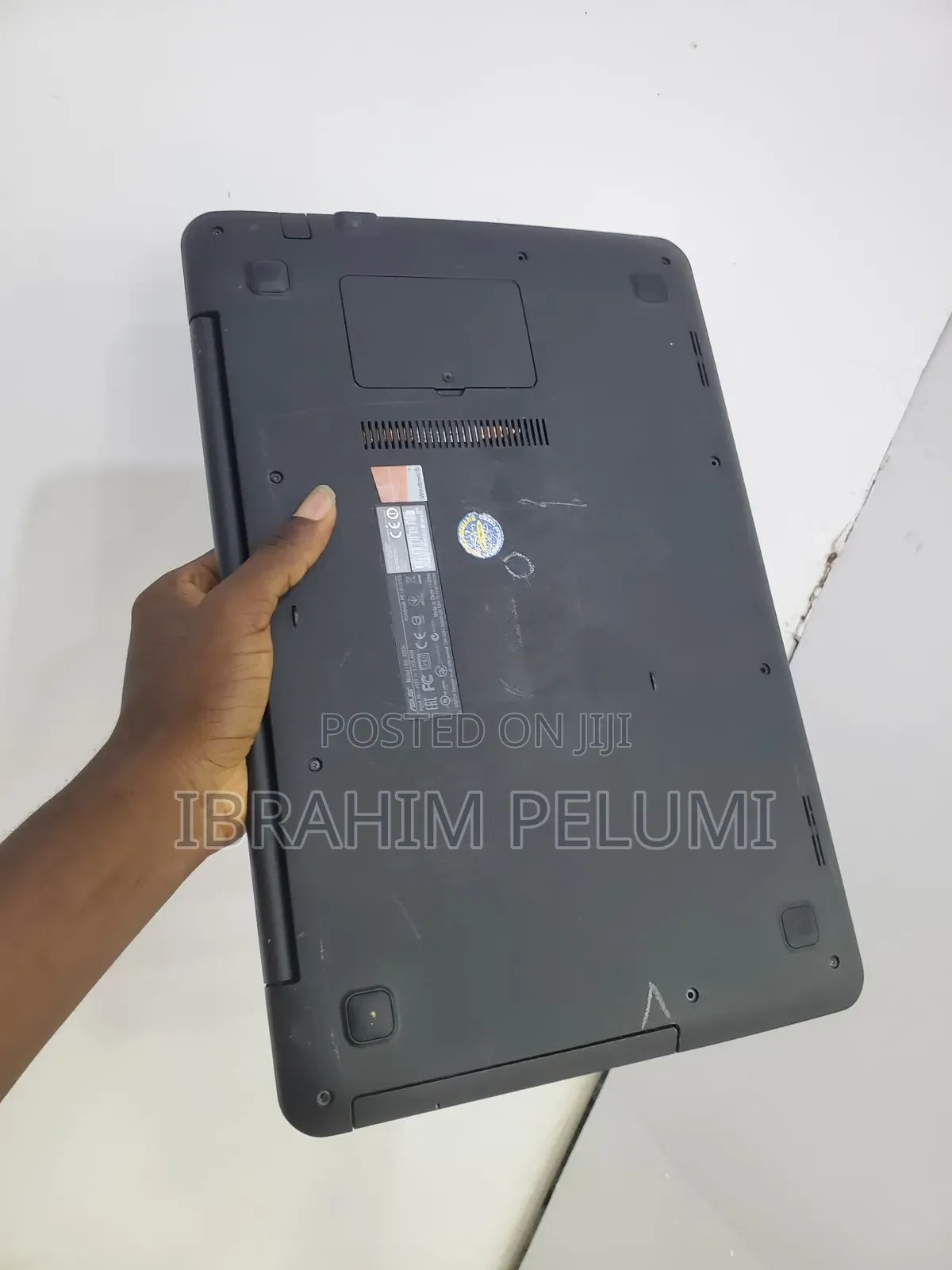 Laptop Asus X555LA 8GB Intel Core I5 HDD 500GB
