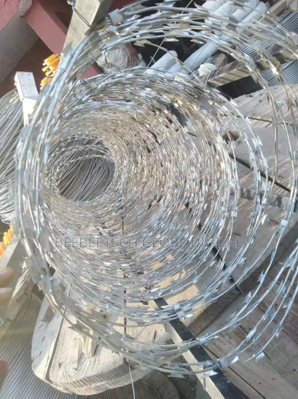 Razor Blade Barbed Wire/ Electric Fence Installation in Aba