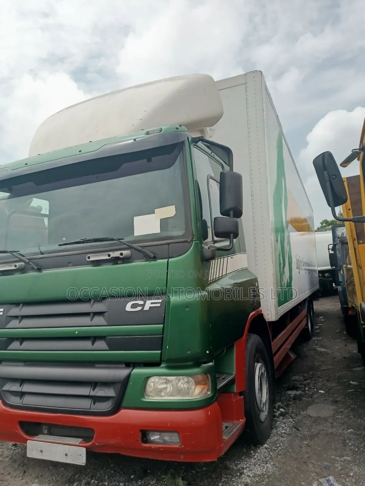 DAF Container Body Truck