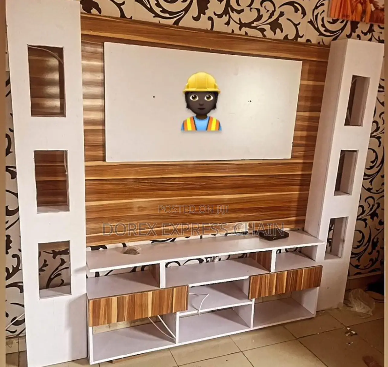 Versatile Tv Console for All Devices
