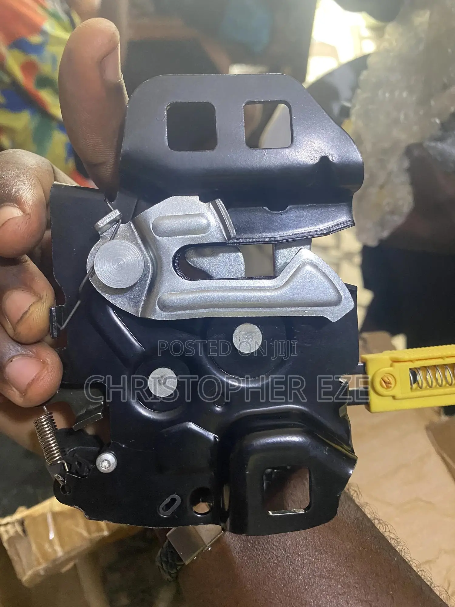 Ford Edge 2015-2020 and Ford Fusion Bonnet Catcher