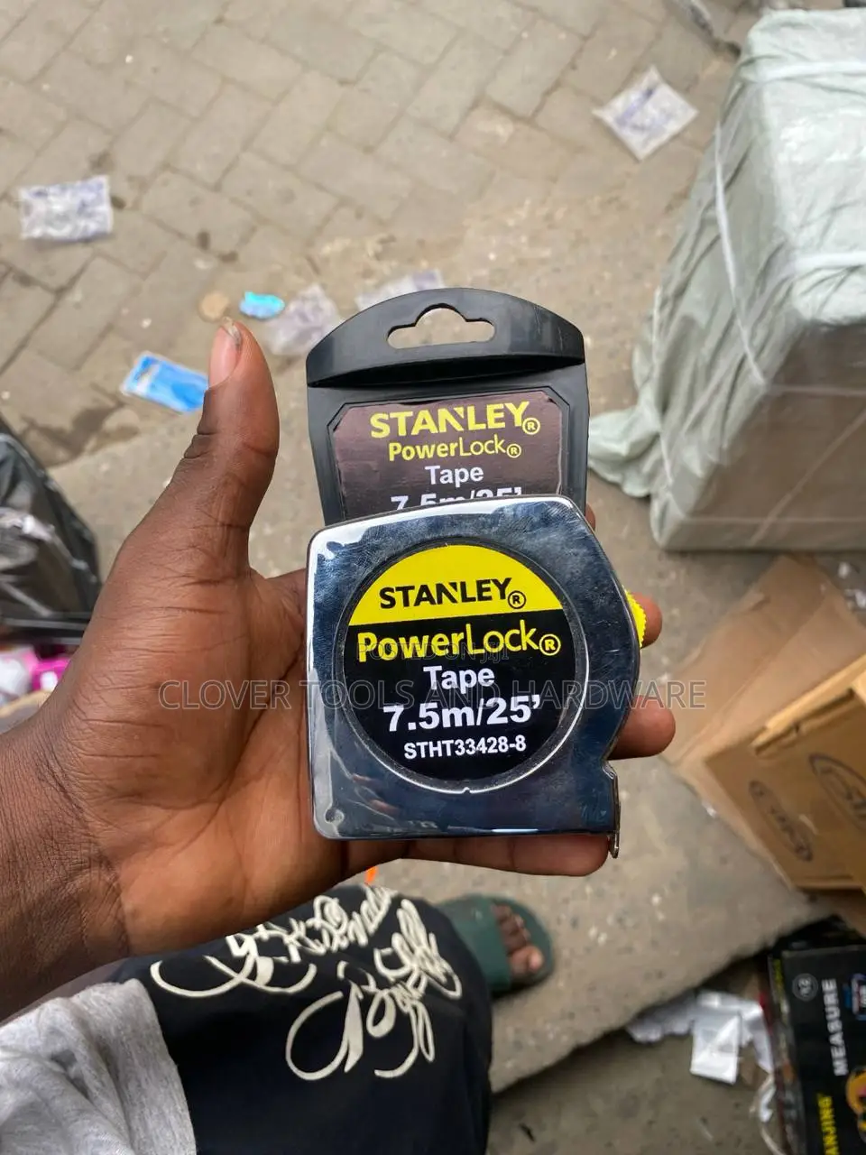 Stanley Powerlock 8m/7.5m Tape Measure